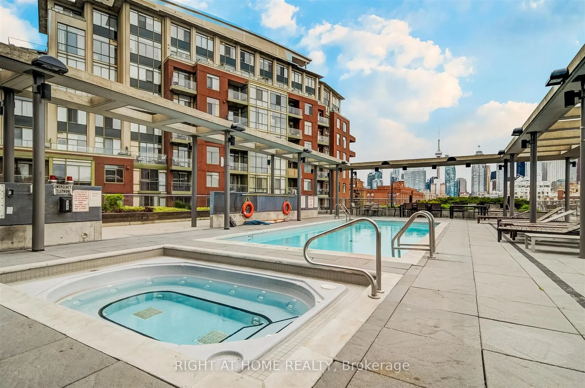 33 Mill Street #1709