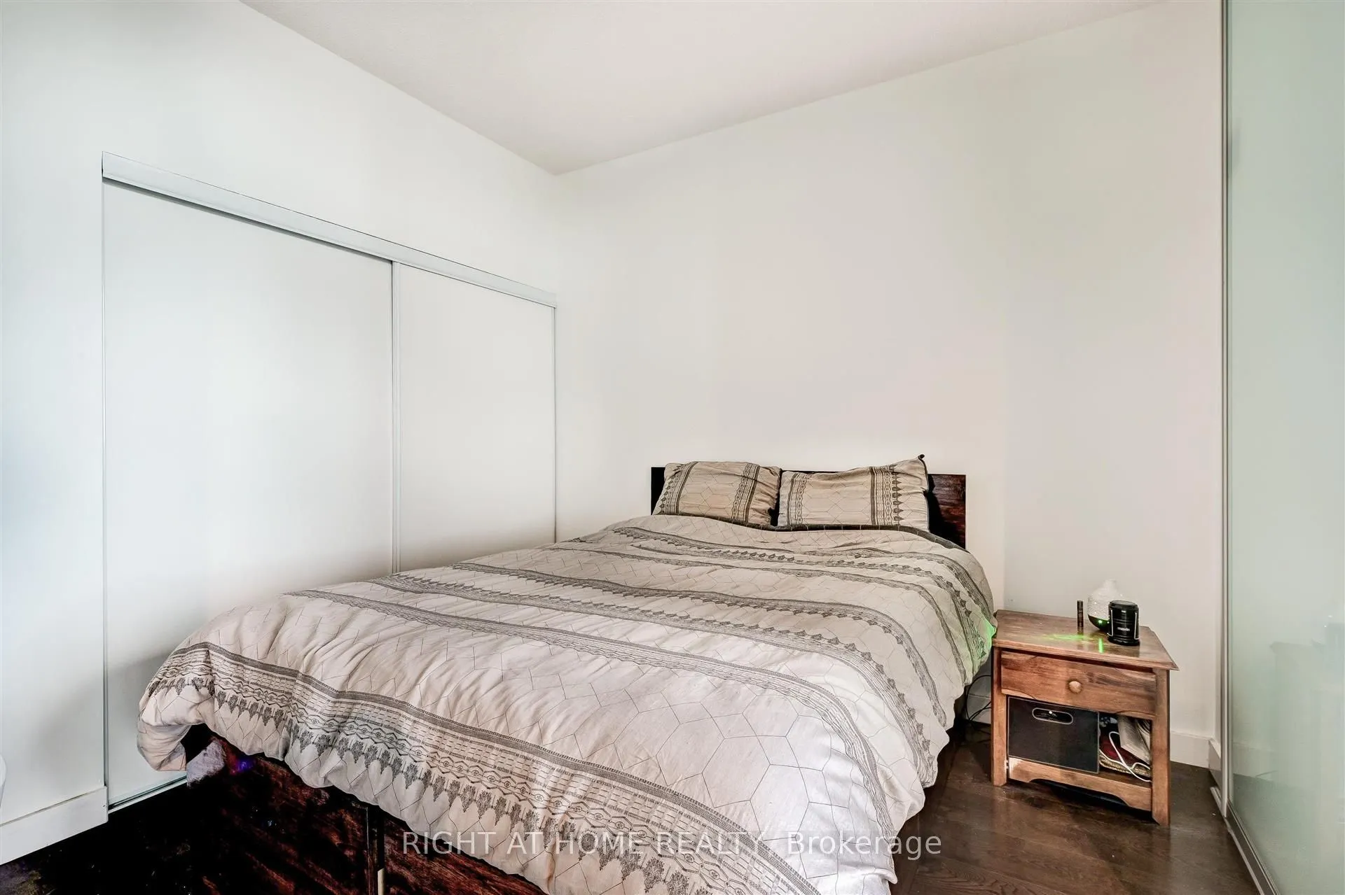 33 Mill Street #1709