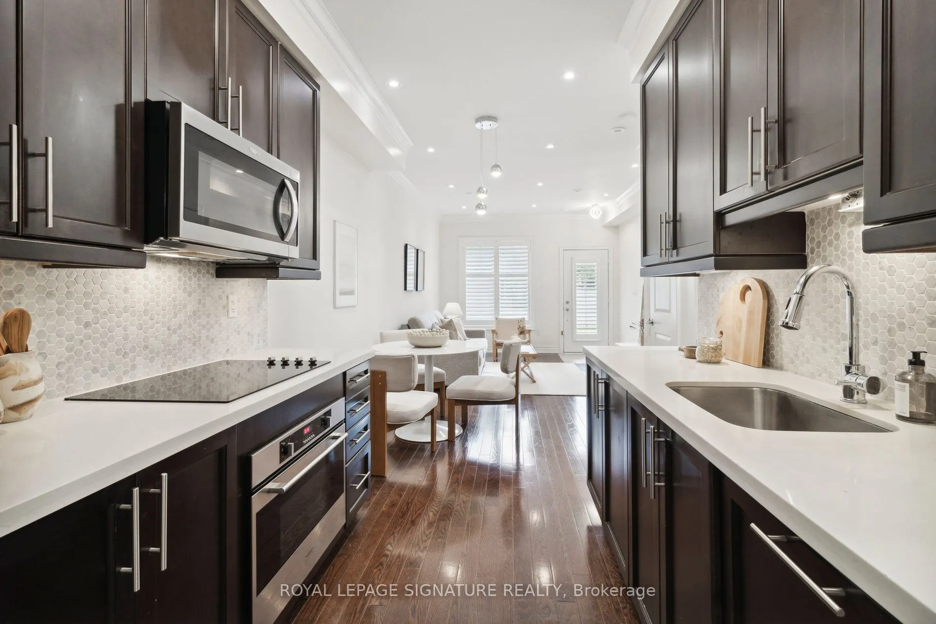 2138 Bayview Avenue #157