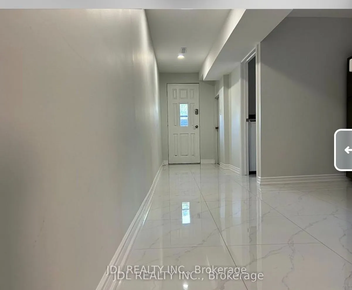 13 Pawnee Ave Avenue #Renovated Bedroom bsmt