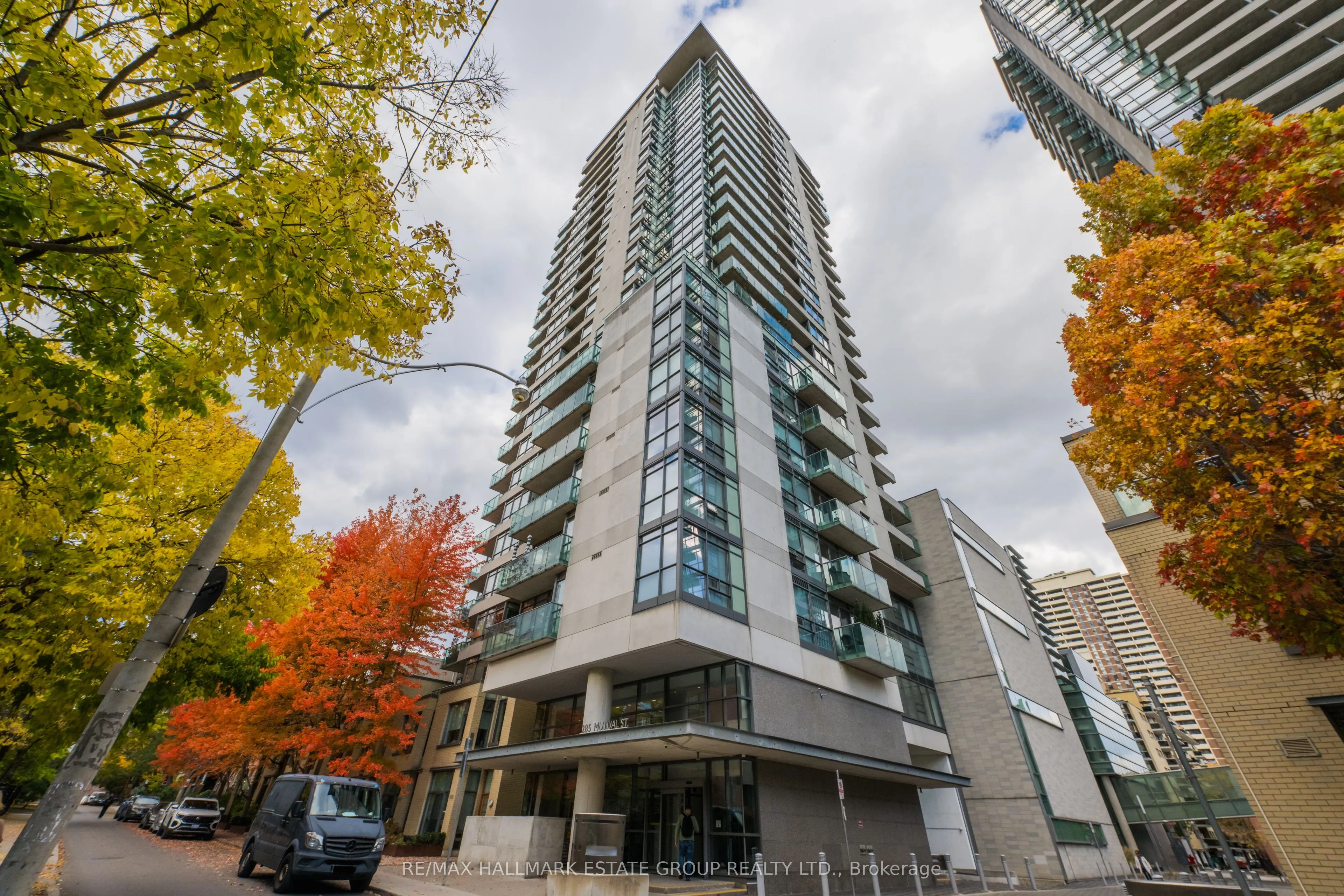 285 Mutual Street #2201