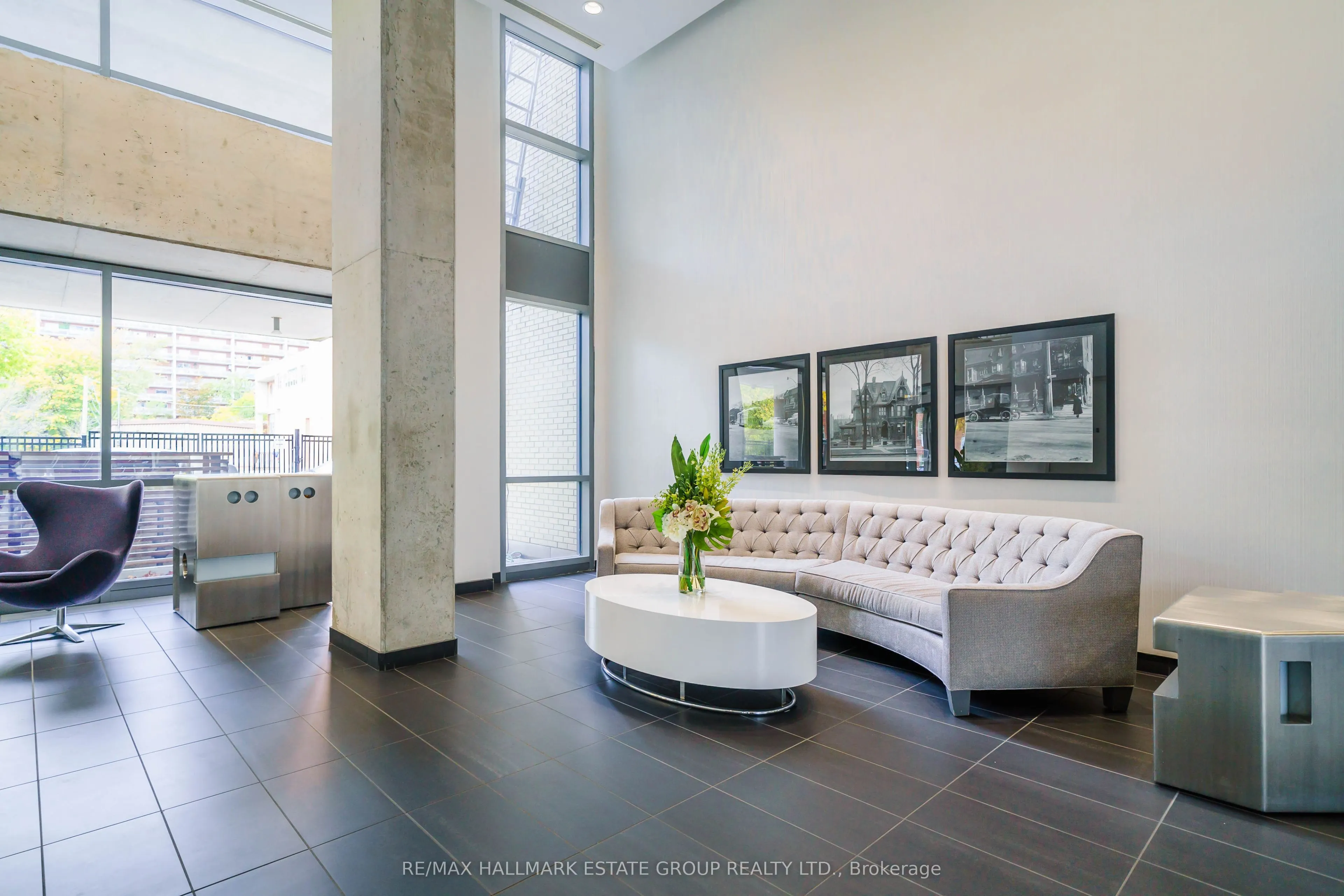285 Mutual Street #2201