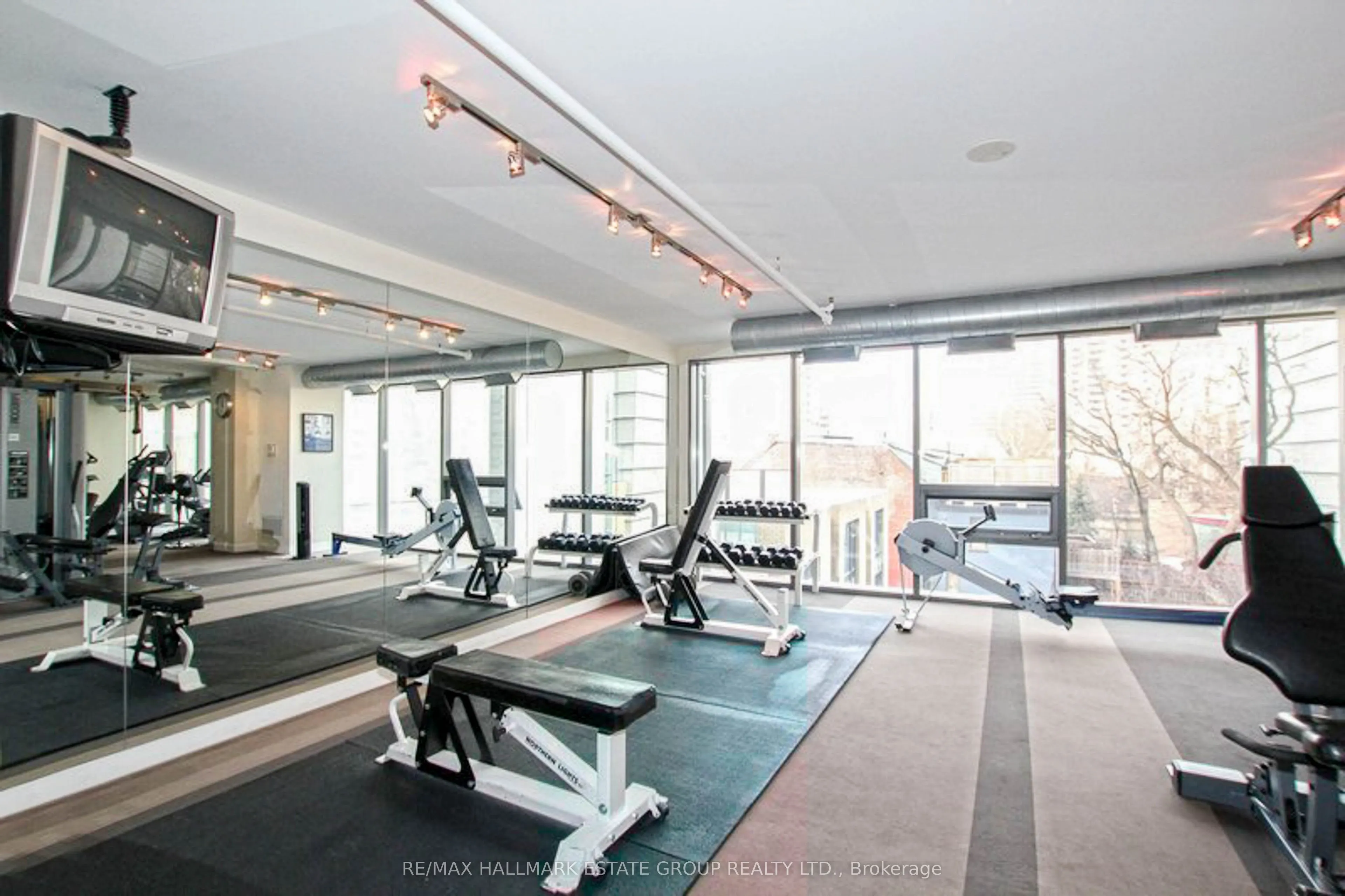 285 Mutual Street #2201
