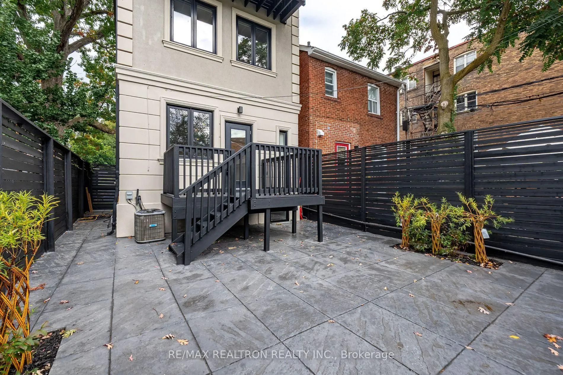 7 Louise Avenue