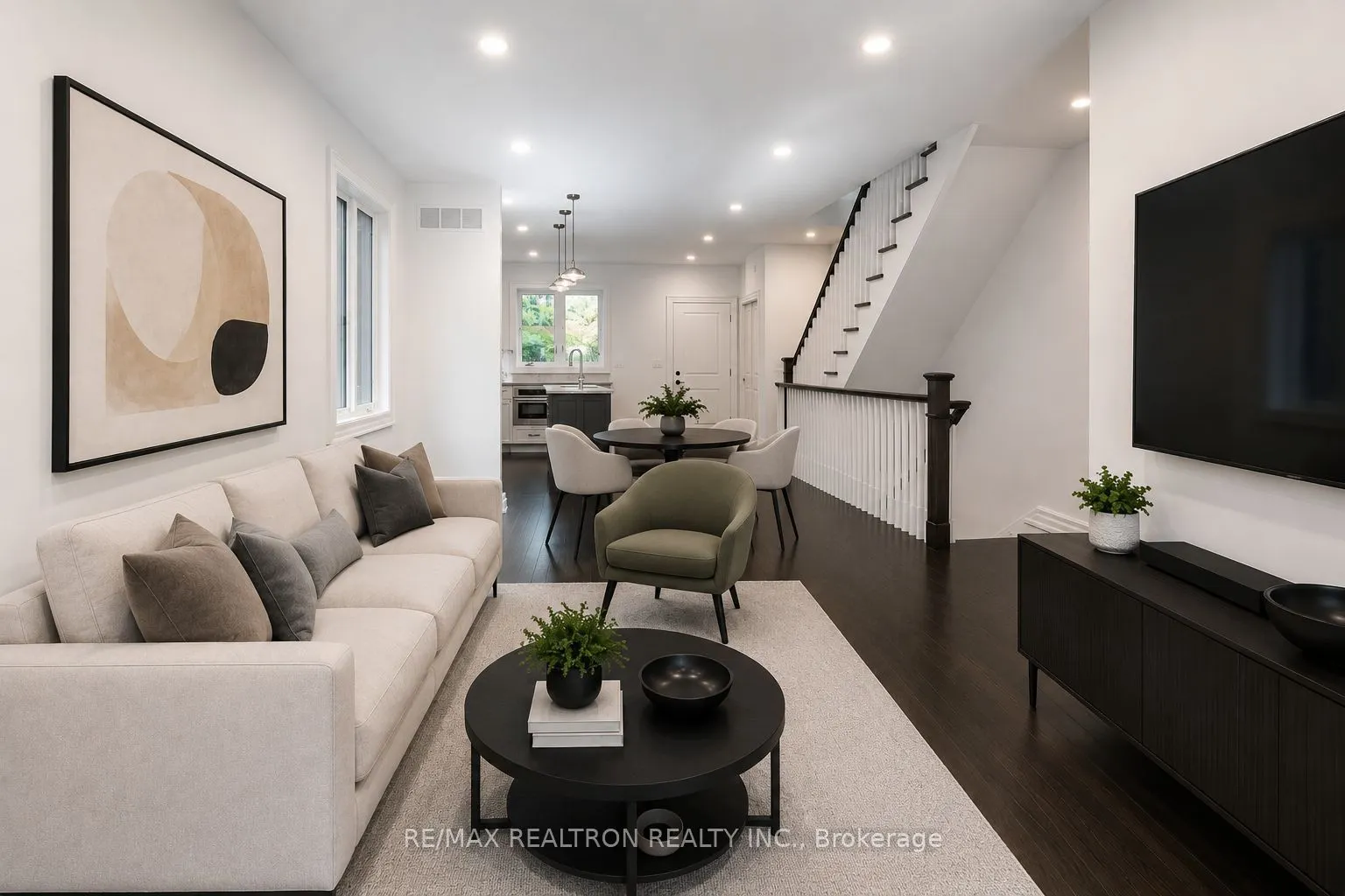 7 Louise Avenue