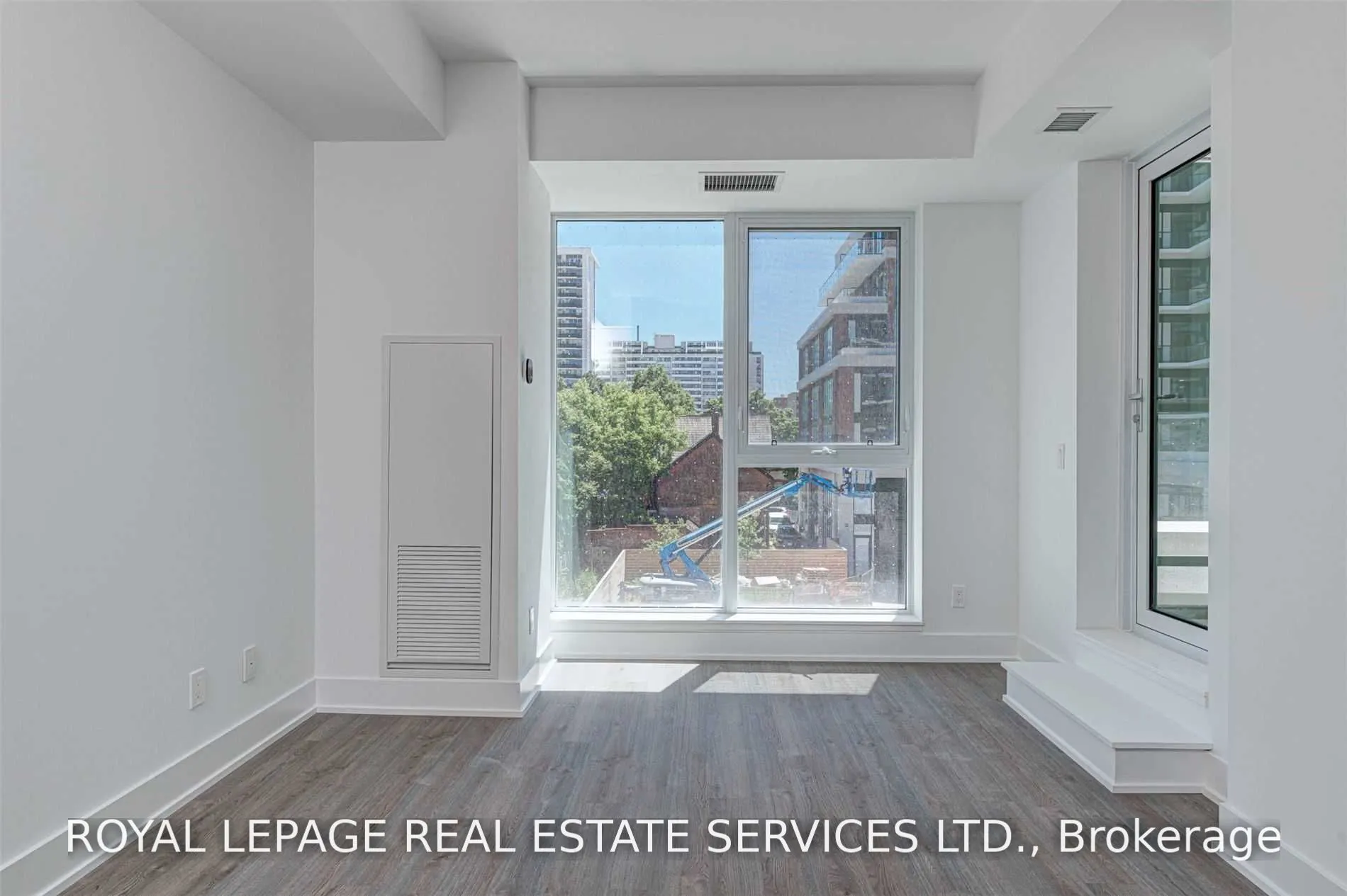 1 Belsize Drive #214