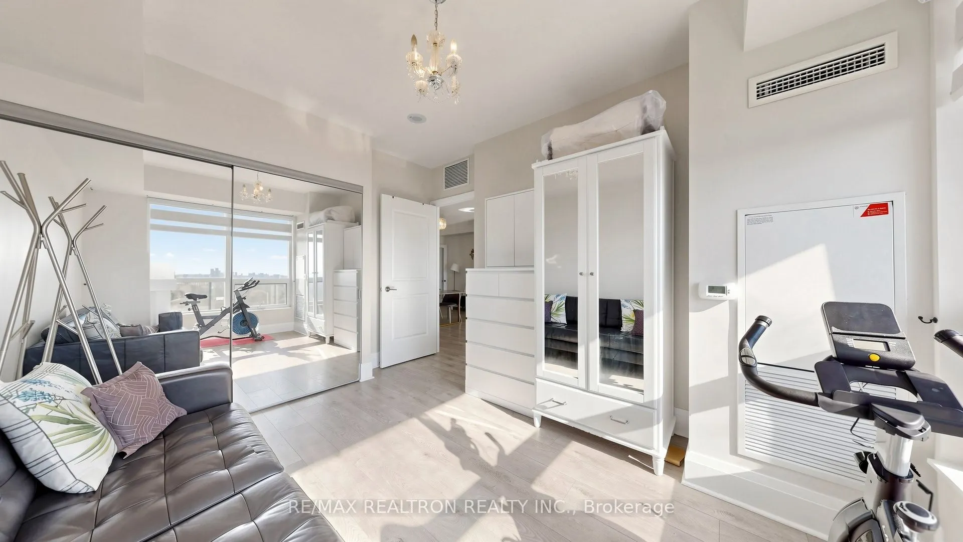 100 Harrison Garden Boulevard #1223