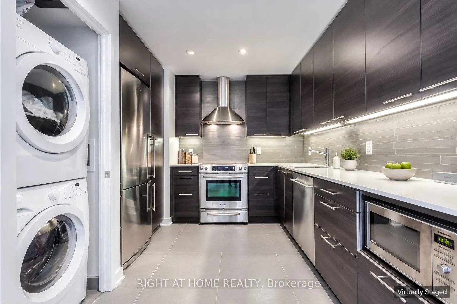 1 Market Street #2505