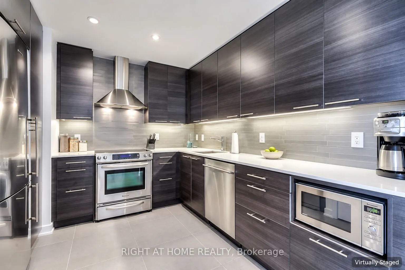 1 Market Street #2505