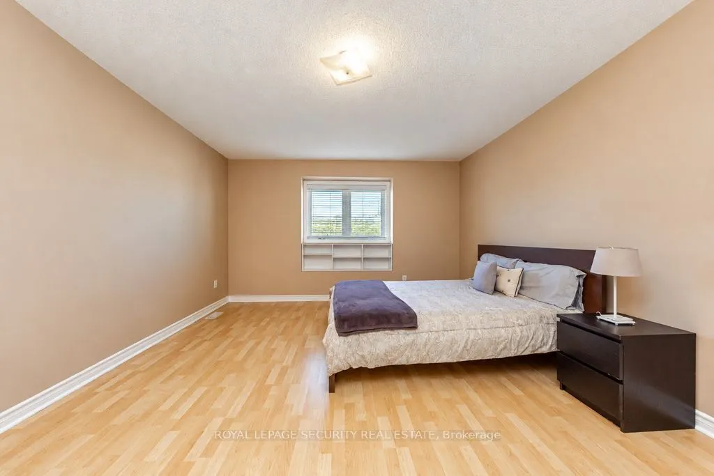 134A Finch Avenue W