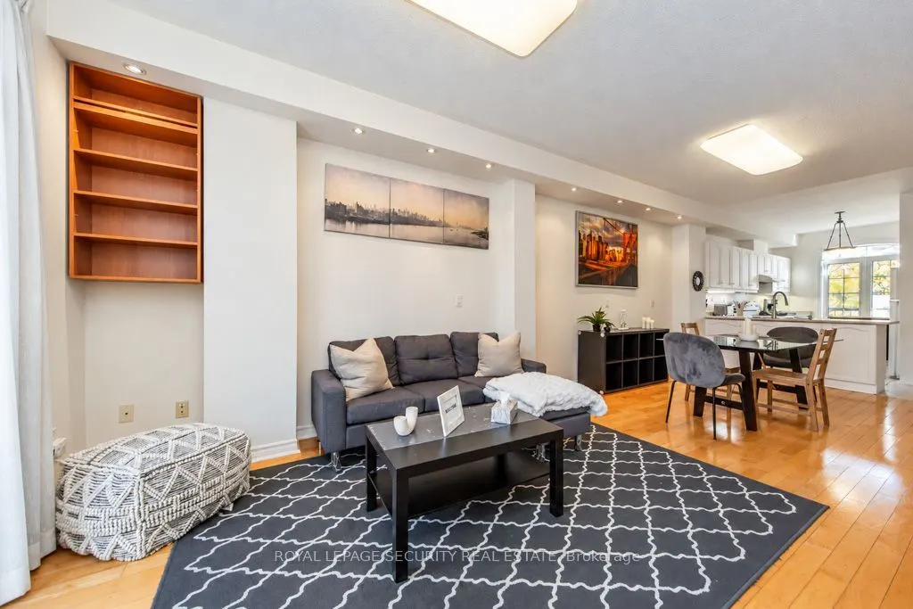 134 A Finch Avenue W