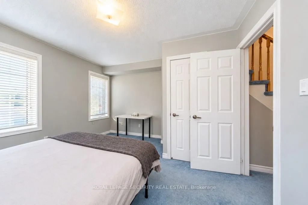 134 A Finch Avenue W