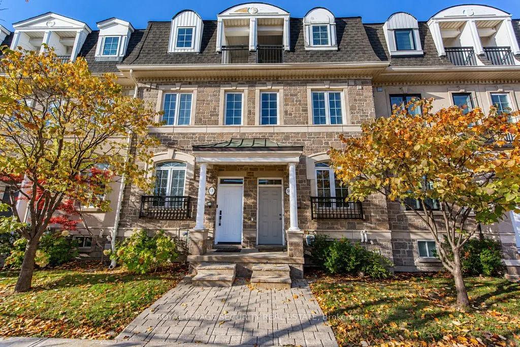 134 A Finch Avenue W