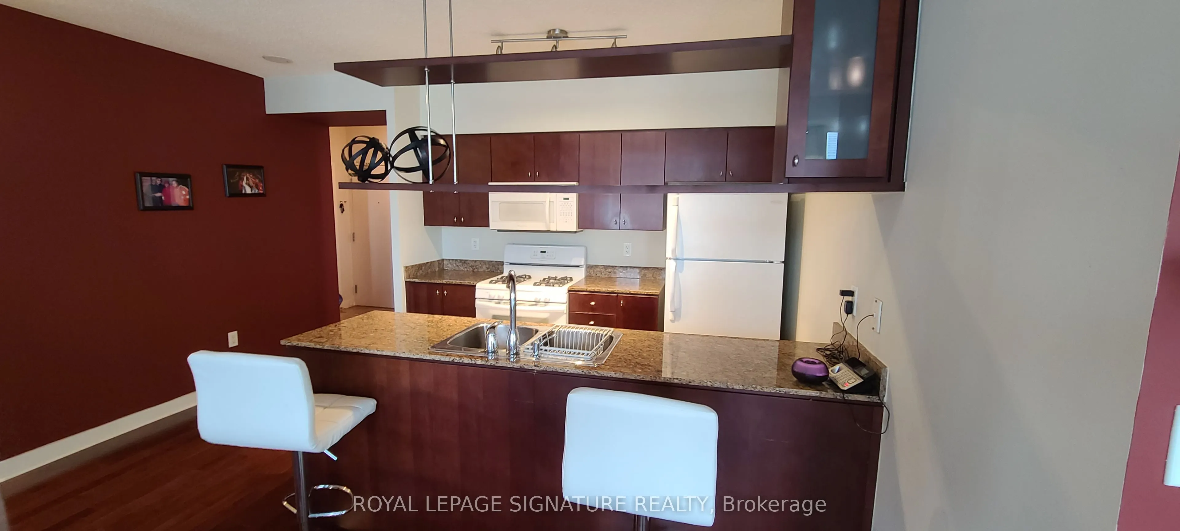 10 Navy Wharf Court #1212