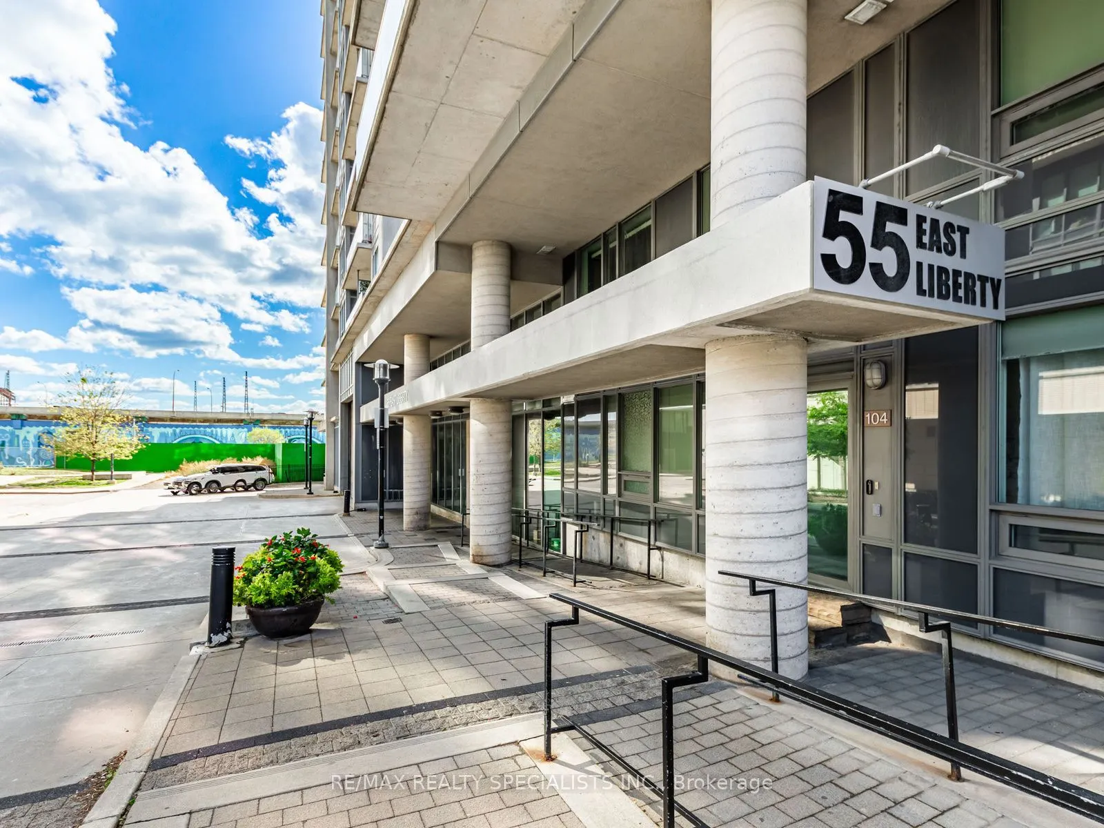 55 East Liberty Street #902