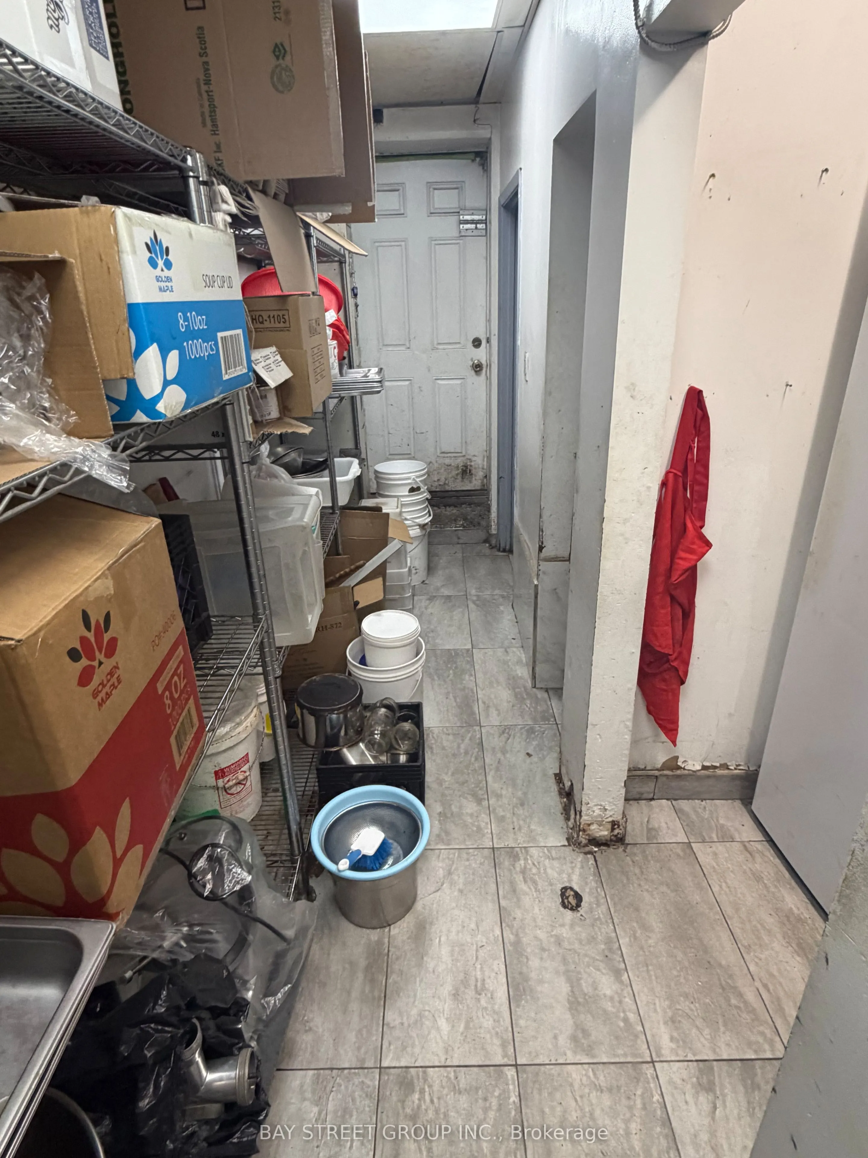 189 Dundas Street W