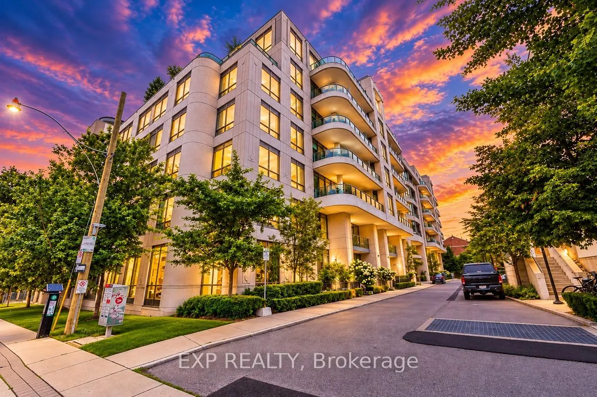 377 Madison Avenue #216