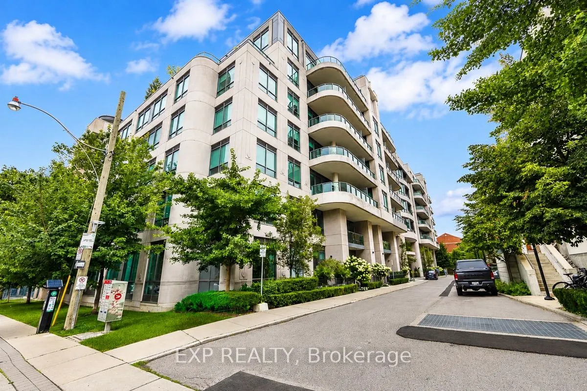 377 Madison Avenue #216