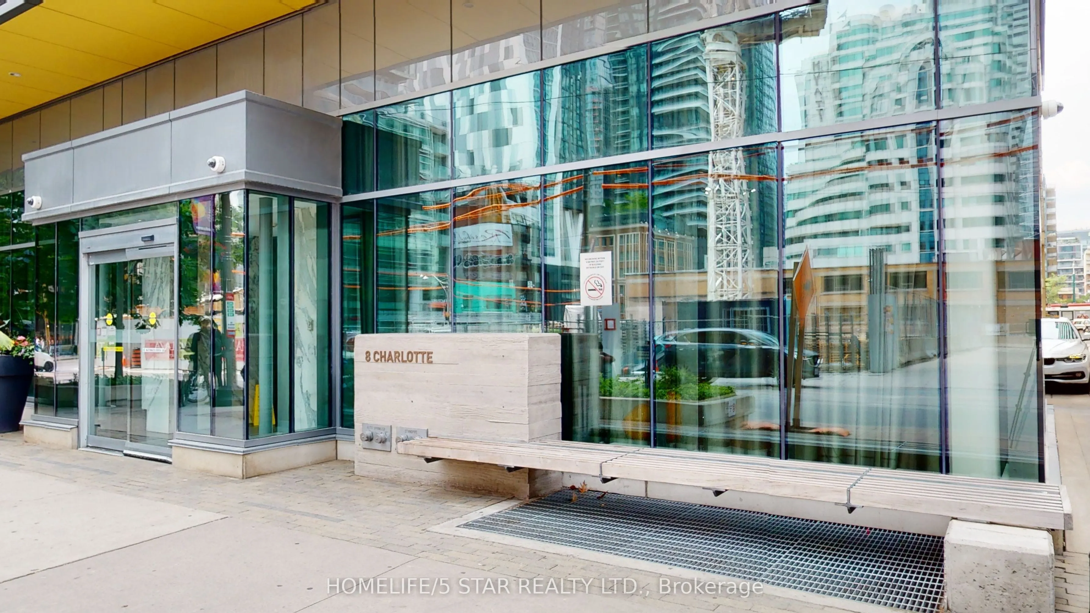 8 Charlotte Street #508