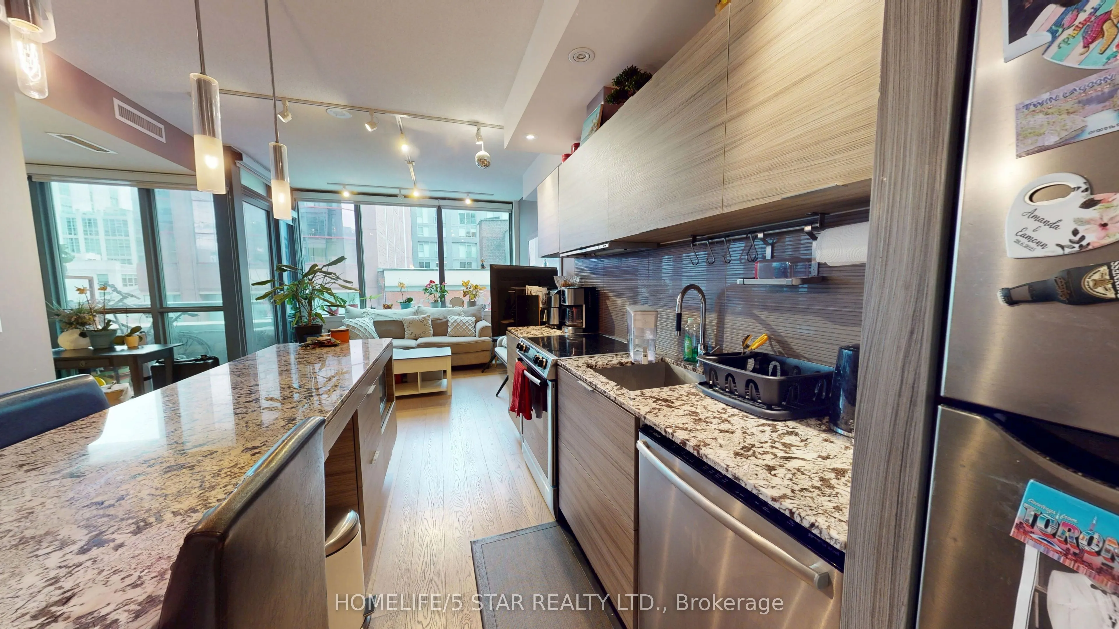 8 Charlotte Street #508