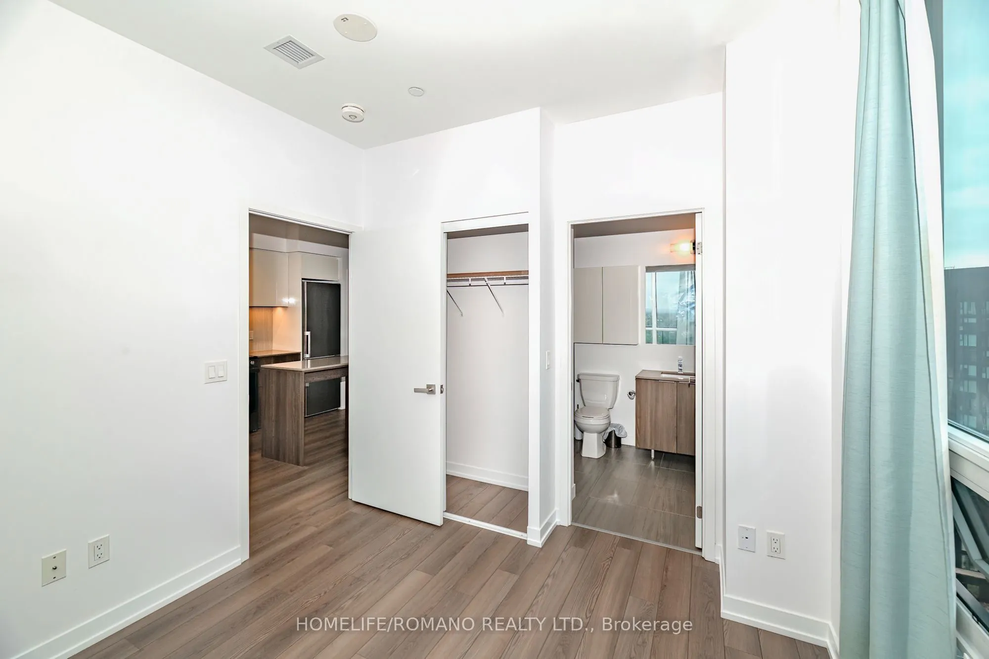 31 Tippett Road #1602