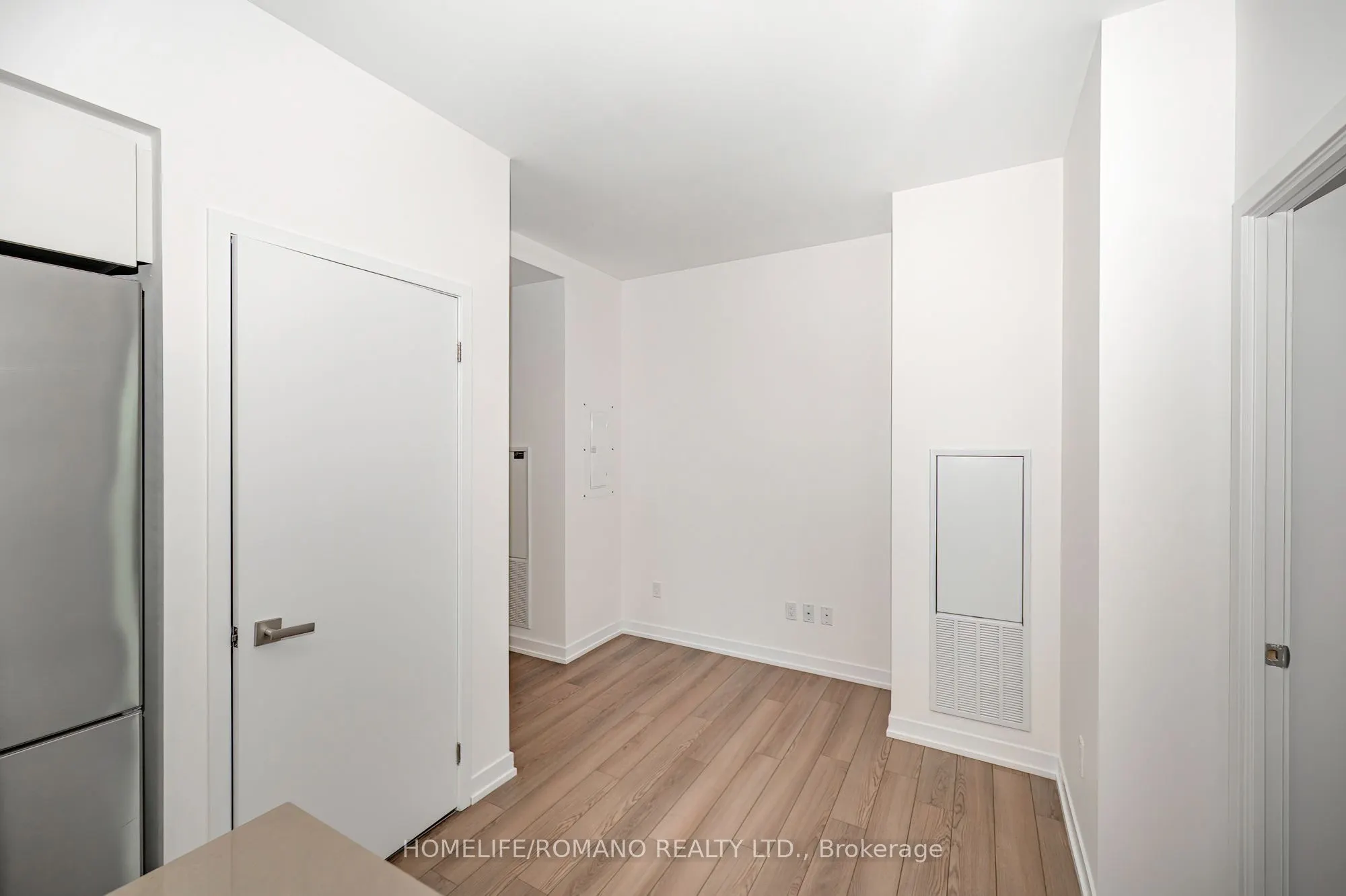 31 Tippett Road #1602