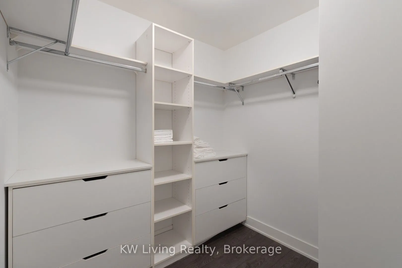 38 Cameron Street #608