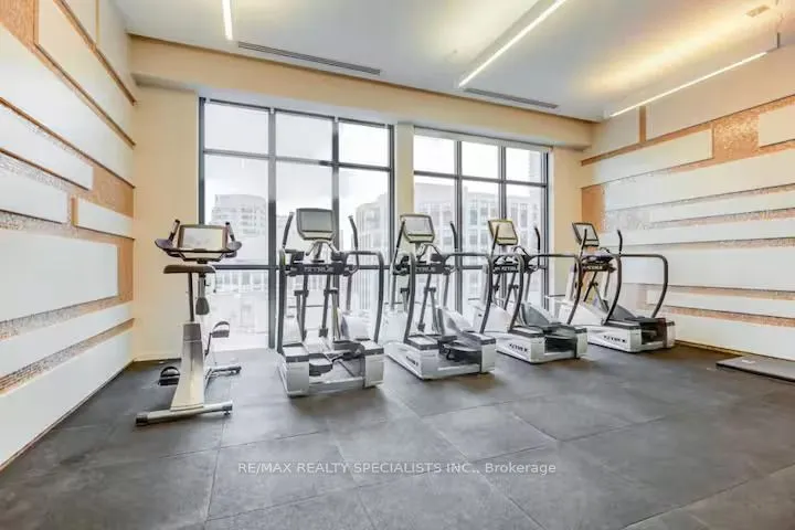 300 Front Street W #304