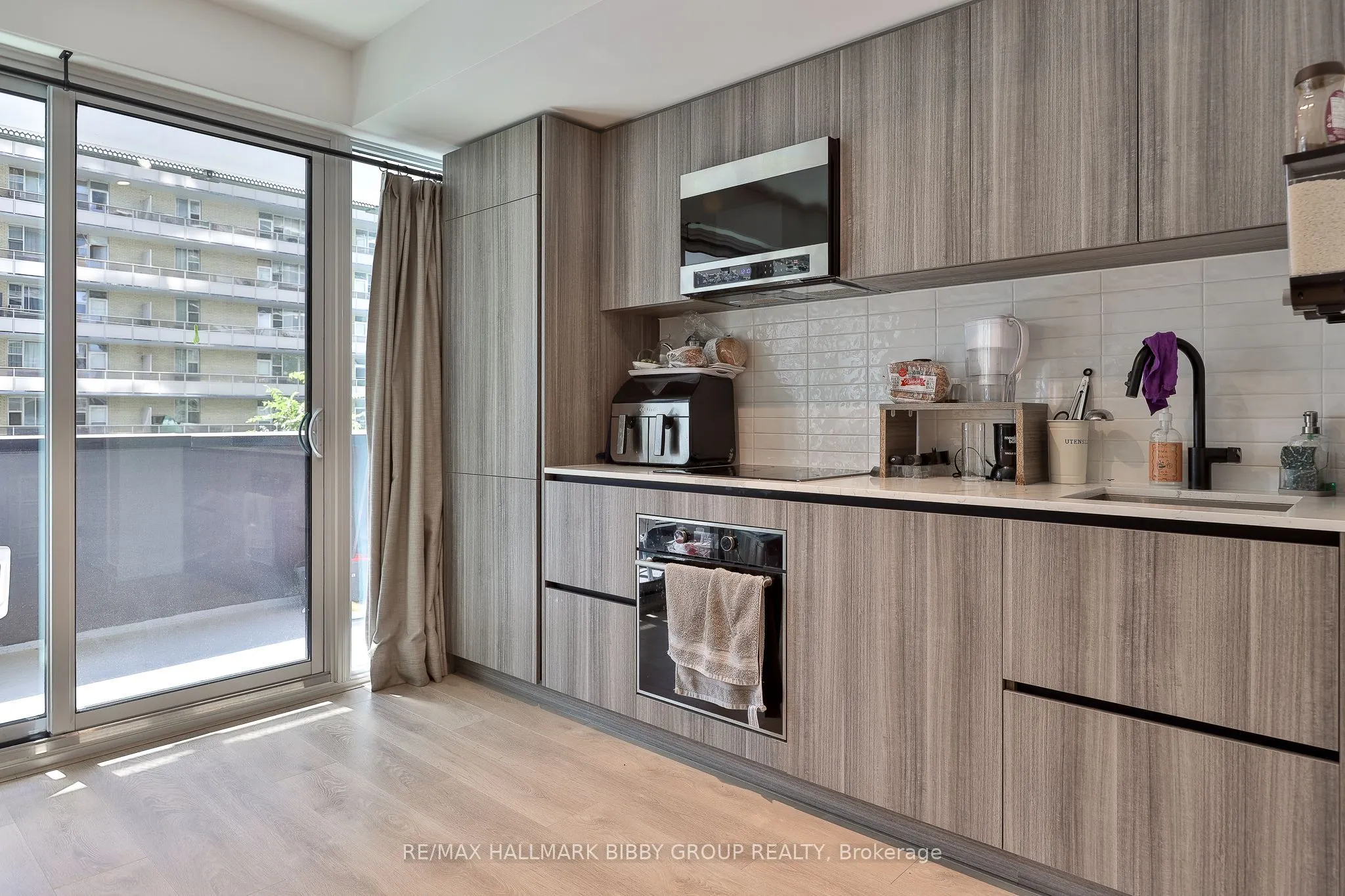 127 Broadway Avenue #302