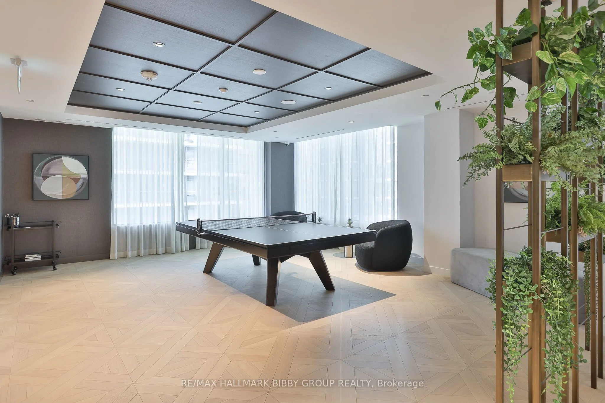 127 Broadway Avenue #302