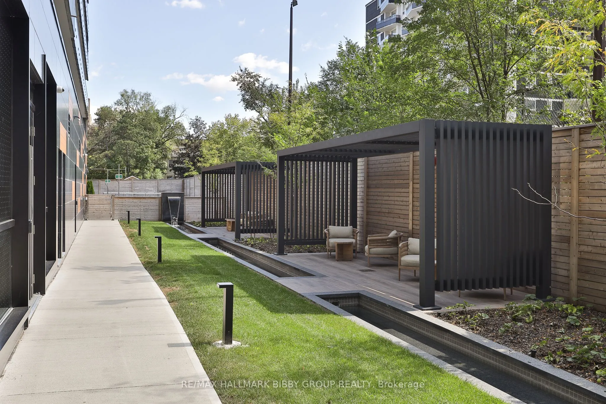 127 Broadway Avenue #302