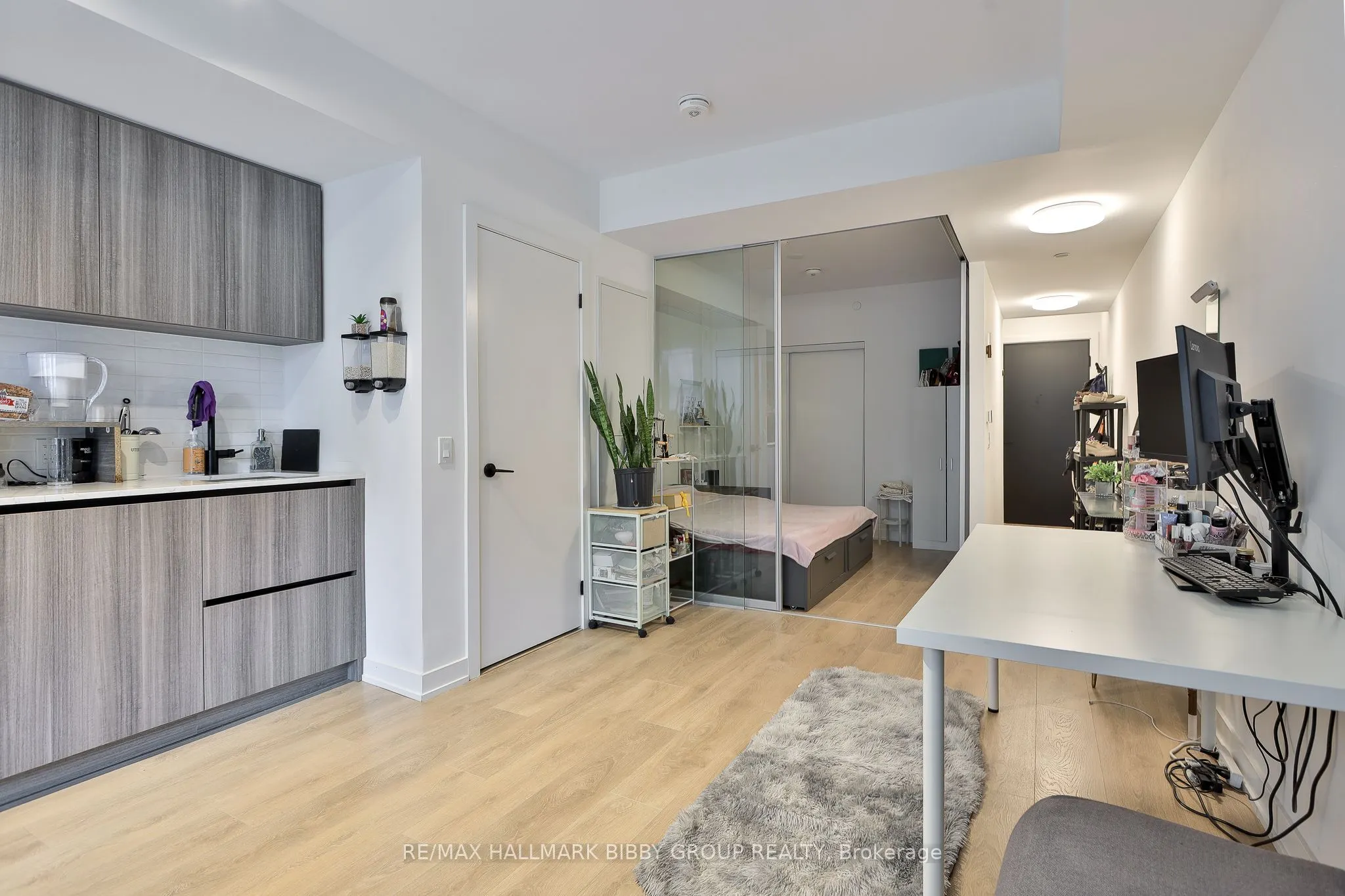 127 Broadway Avenue #302