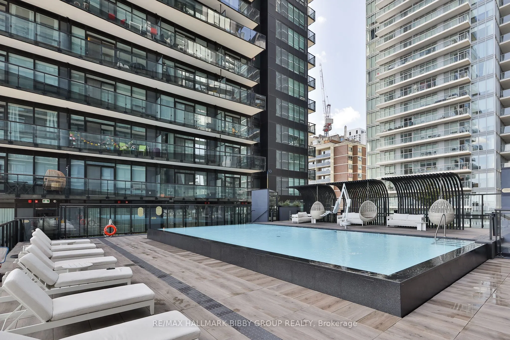 127 Broadway Avenue #302