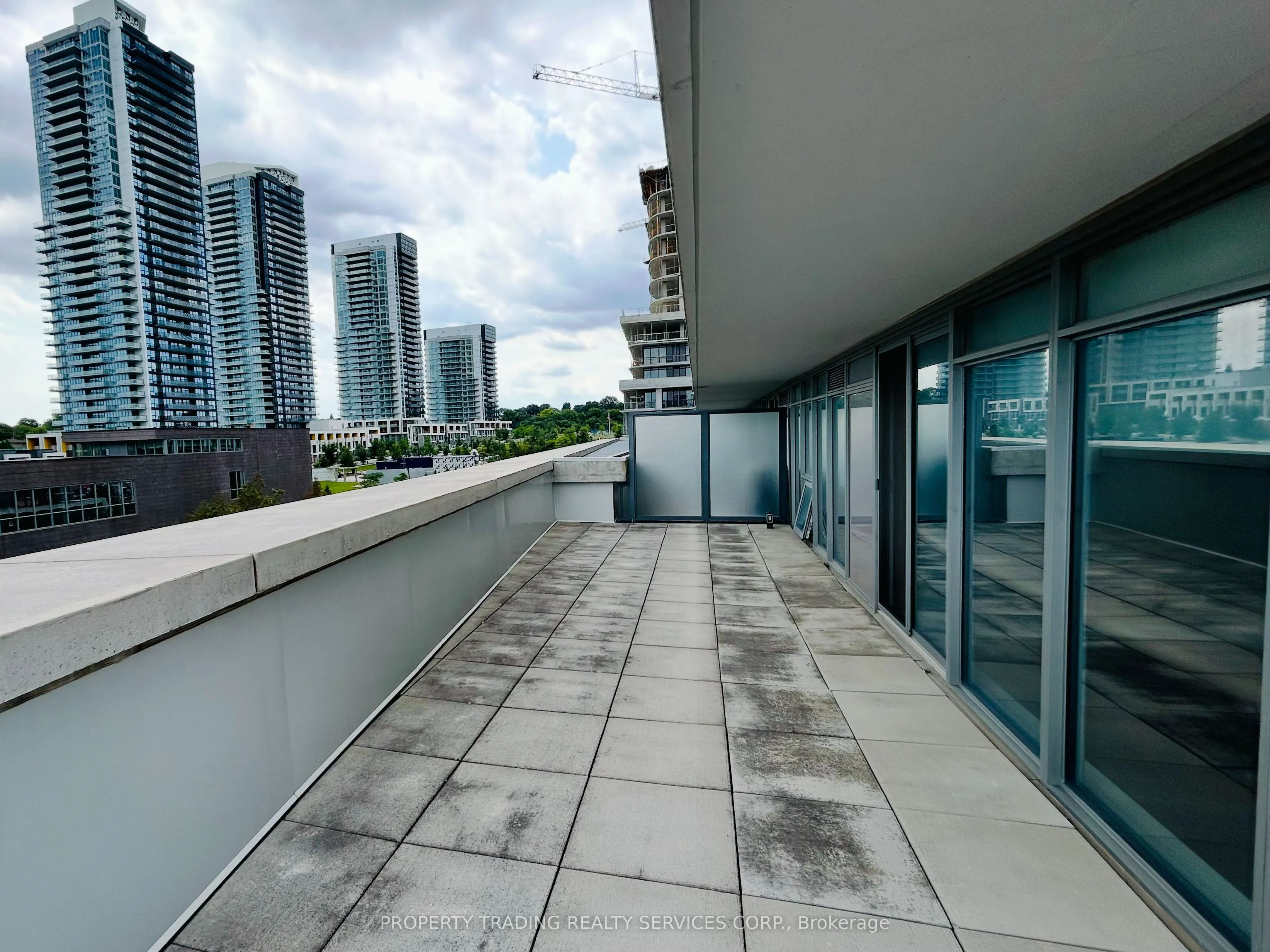 72 Esther Shiner Boulevard #318