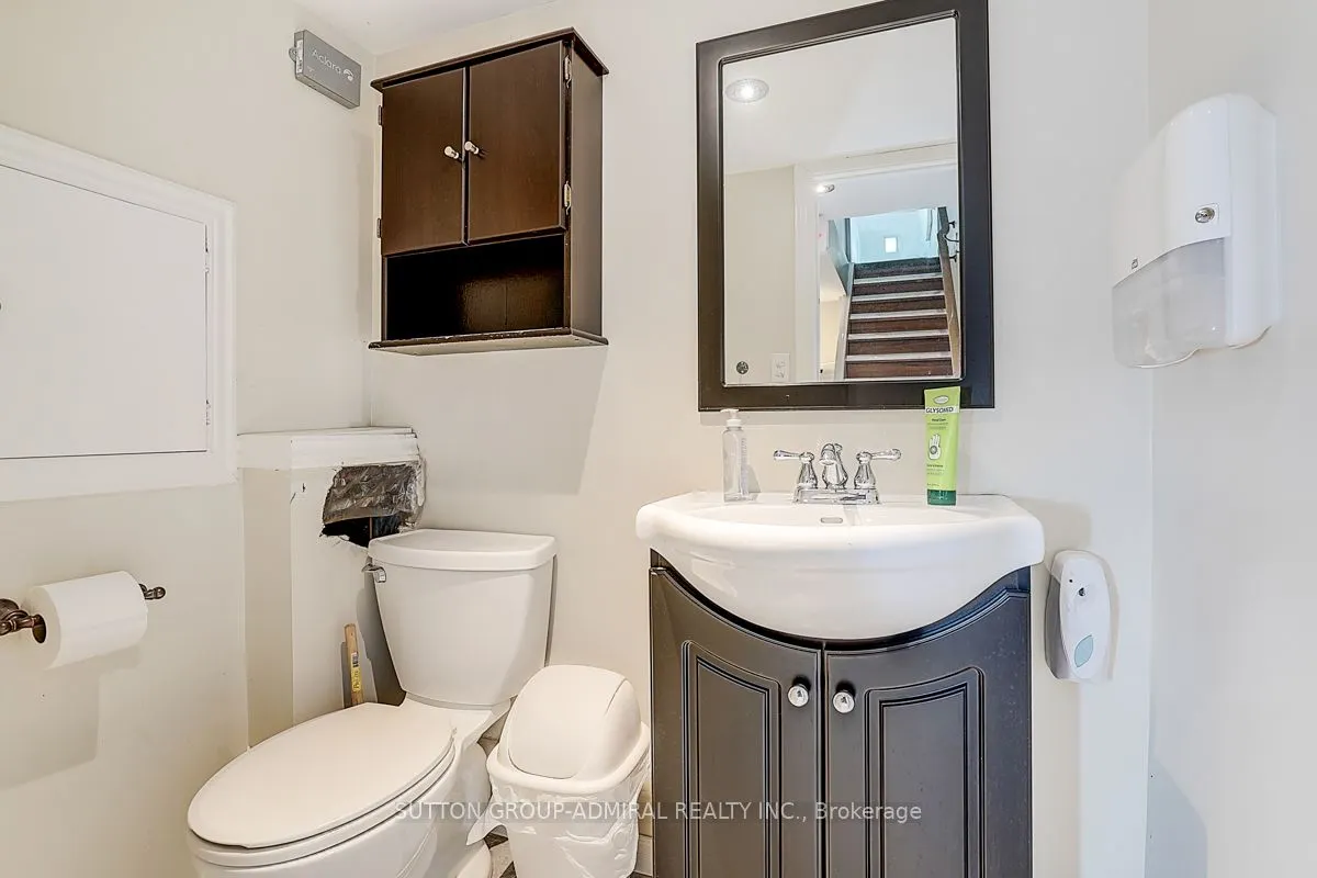 1184 Eglinton Avenue W