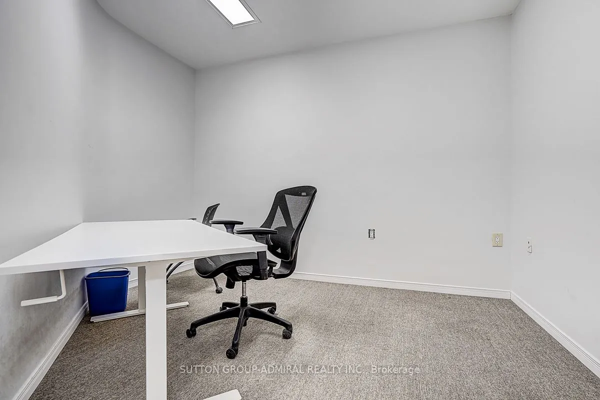 1184 Eglinton Avenue W