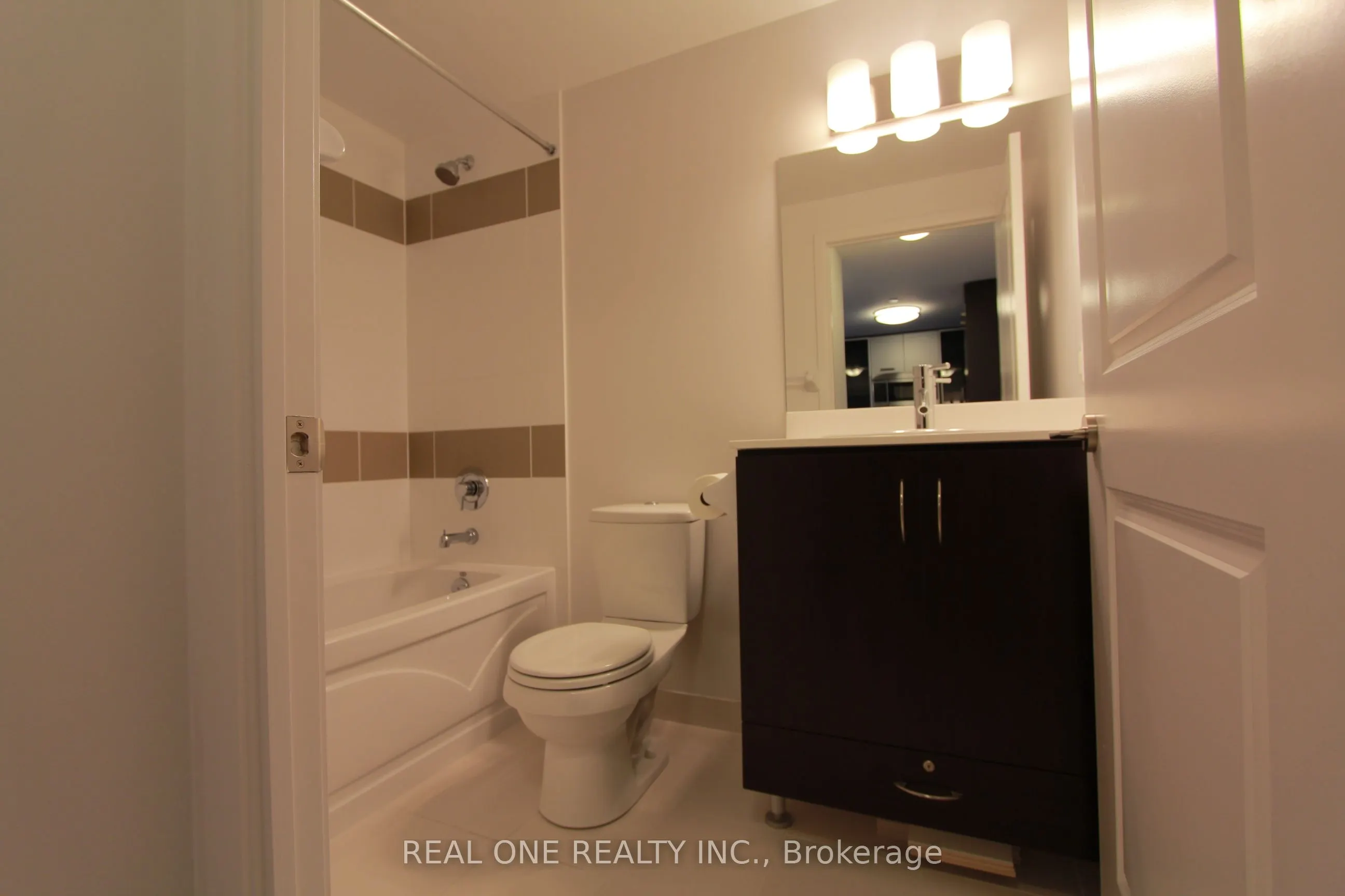 5168 Yonge Street N #305