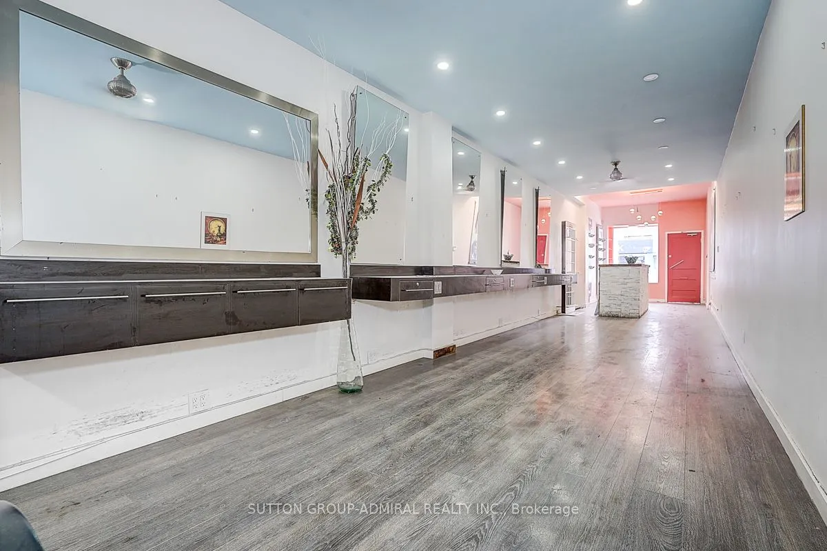 1184 Eglinton Avenue W
