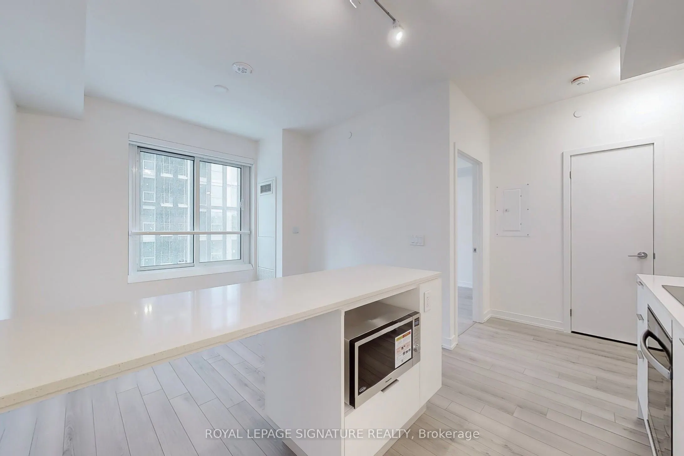 89 Church Street #901