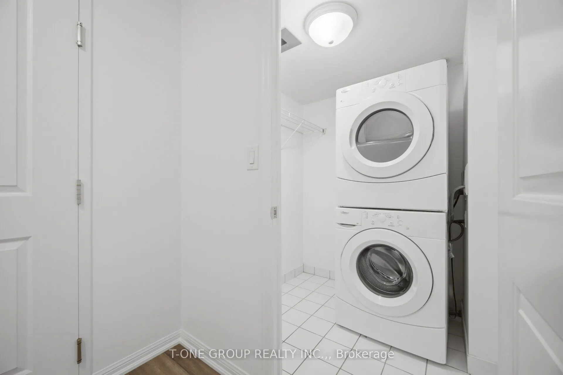 35 Bastion Street #311