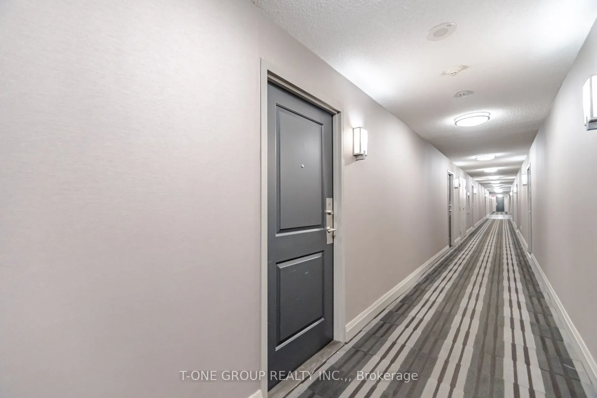 35 Bastion Street #311