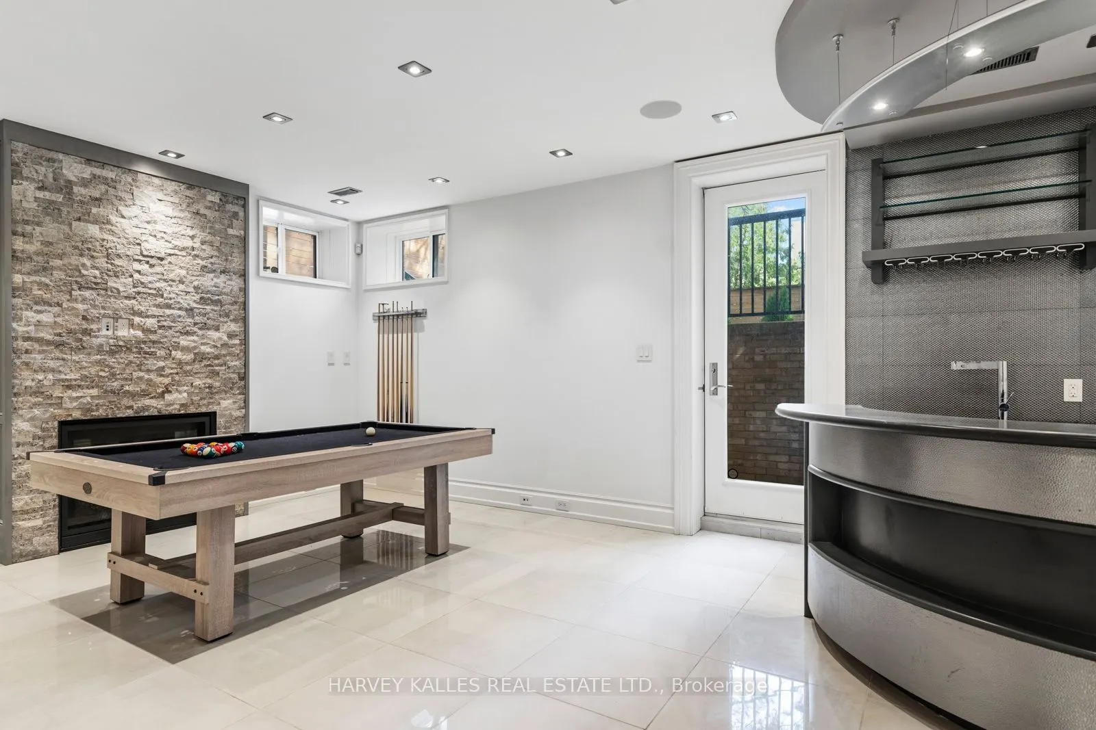 523 Vesta Drive