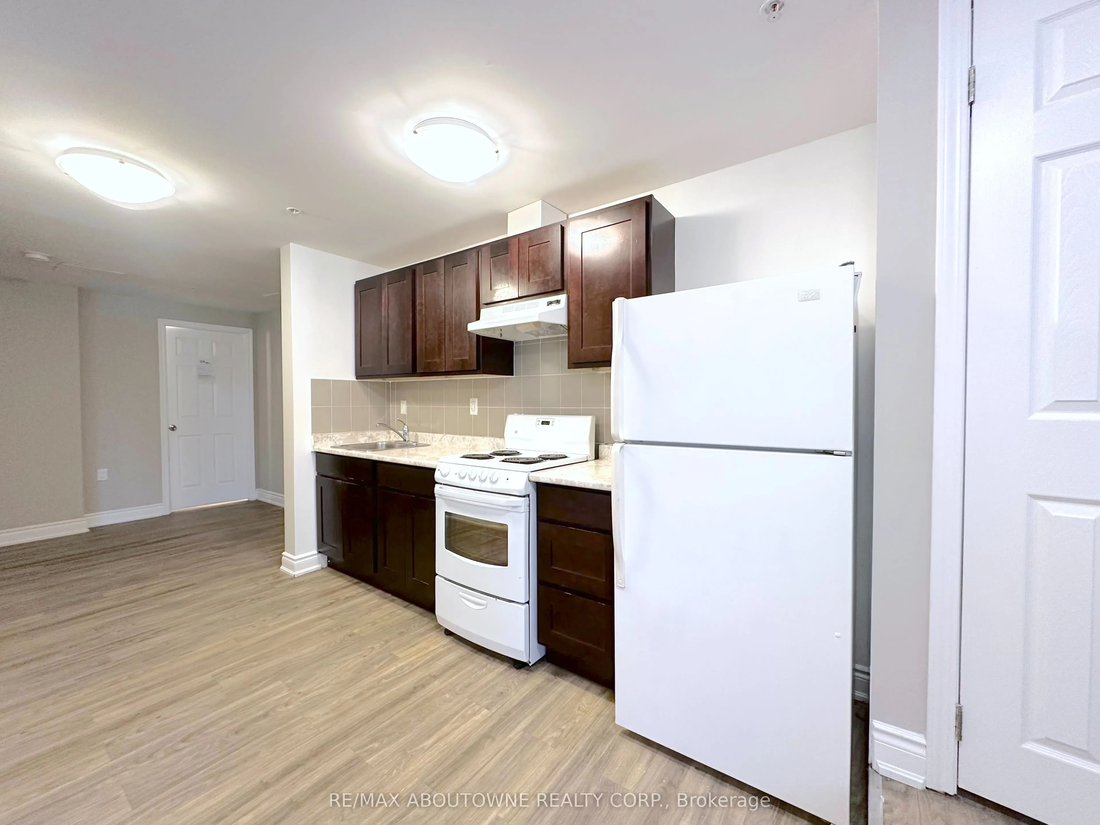 55 Lisgar Street #109