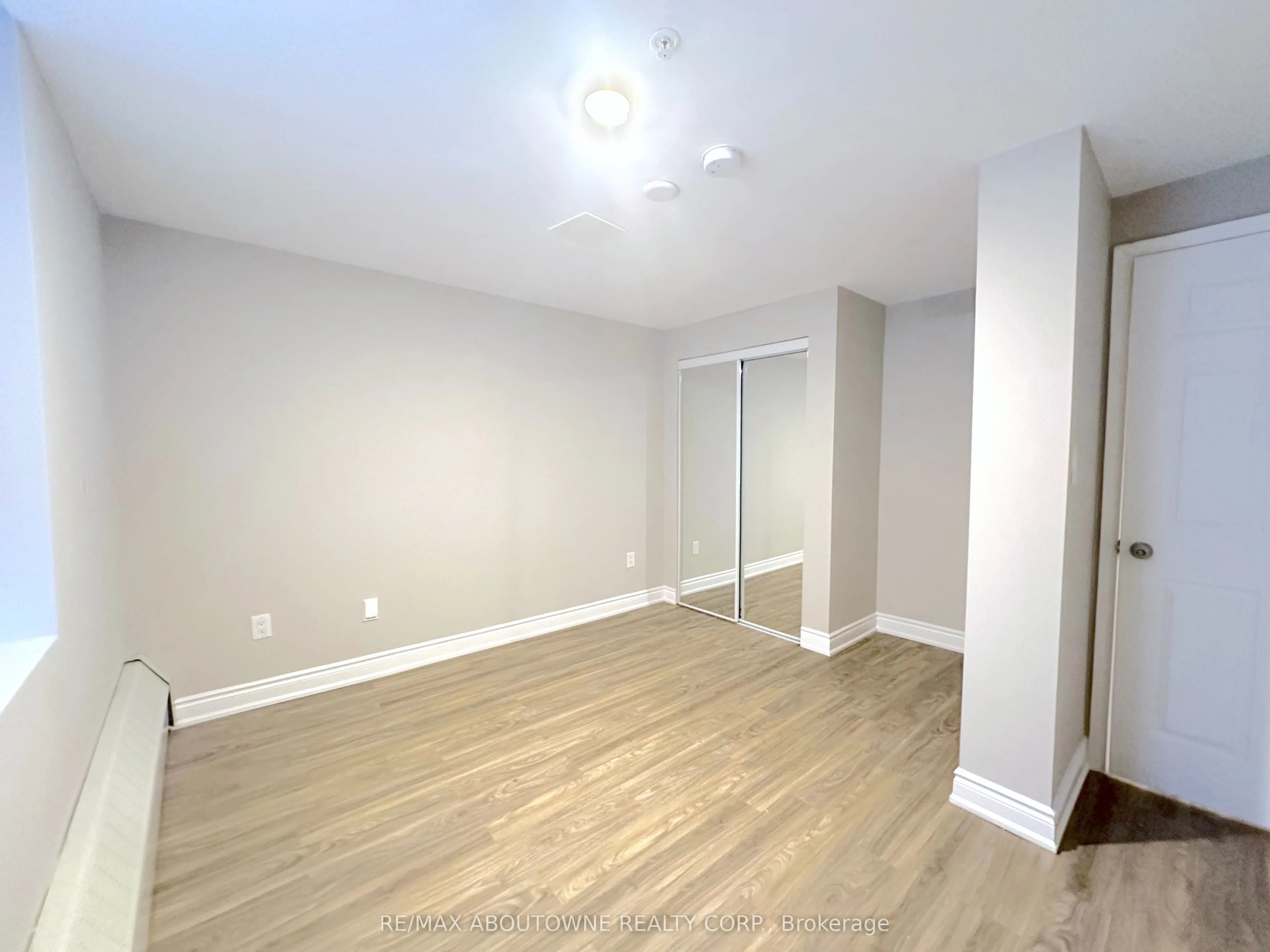 55 Lisgar Street #109