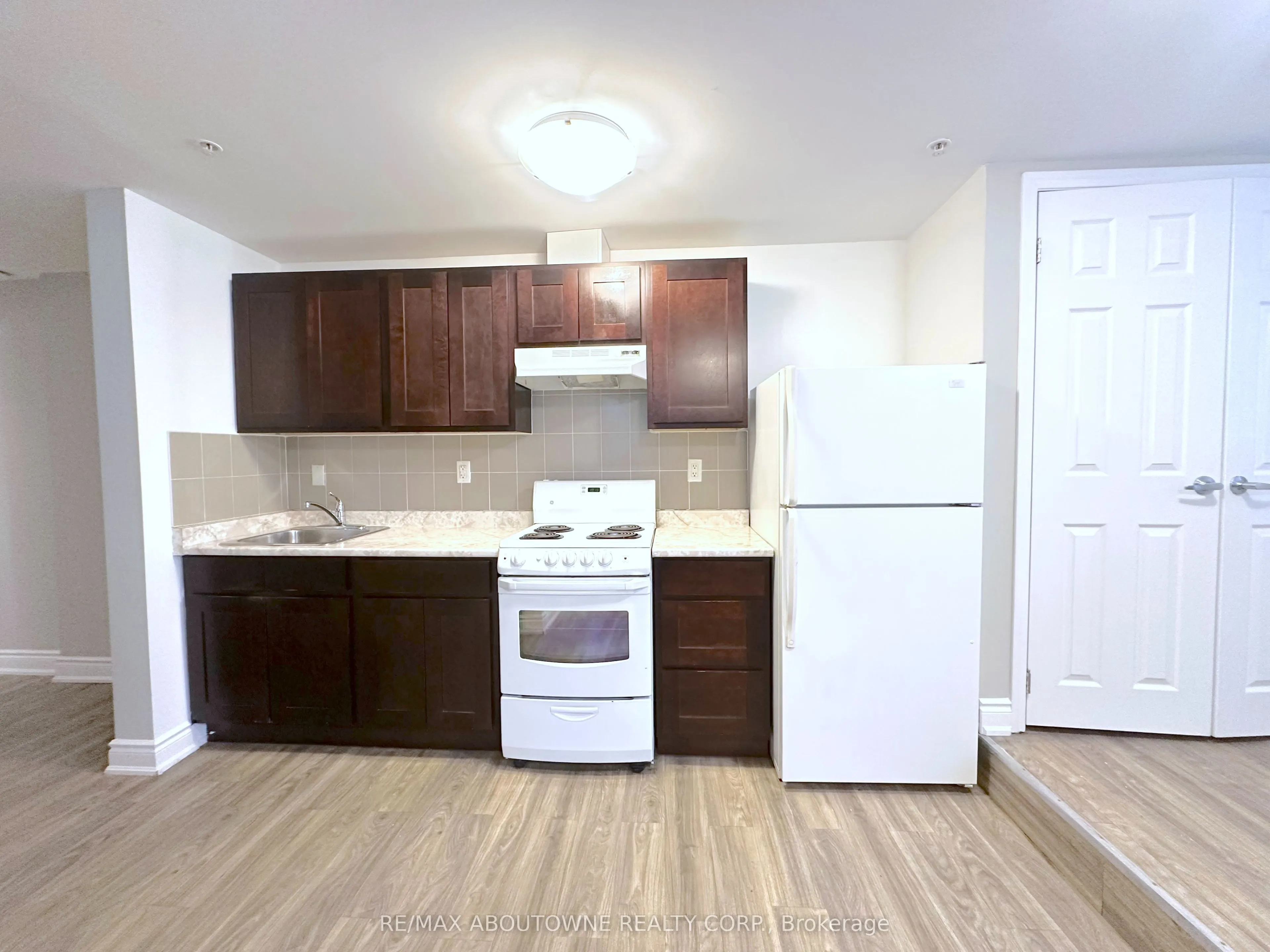 55 Lisgar Street #109