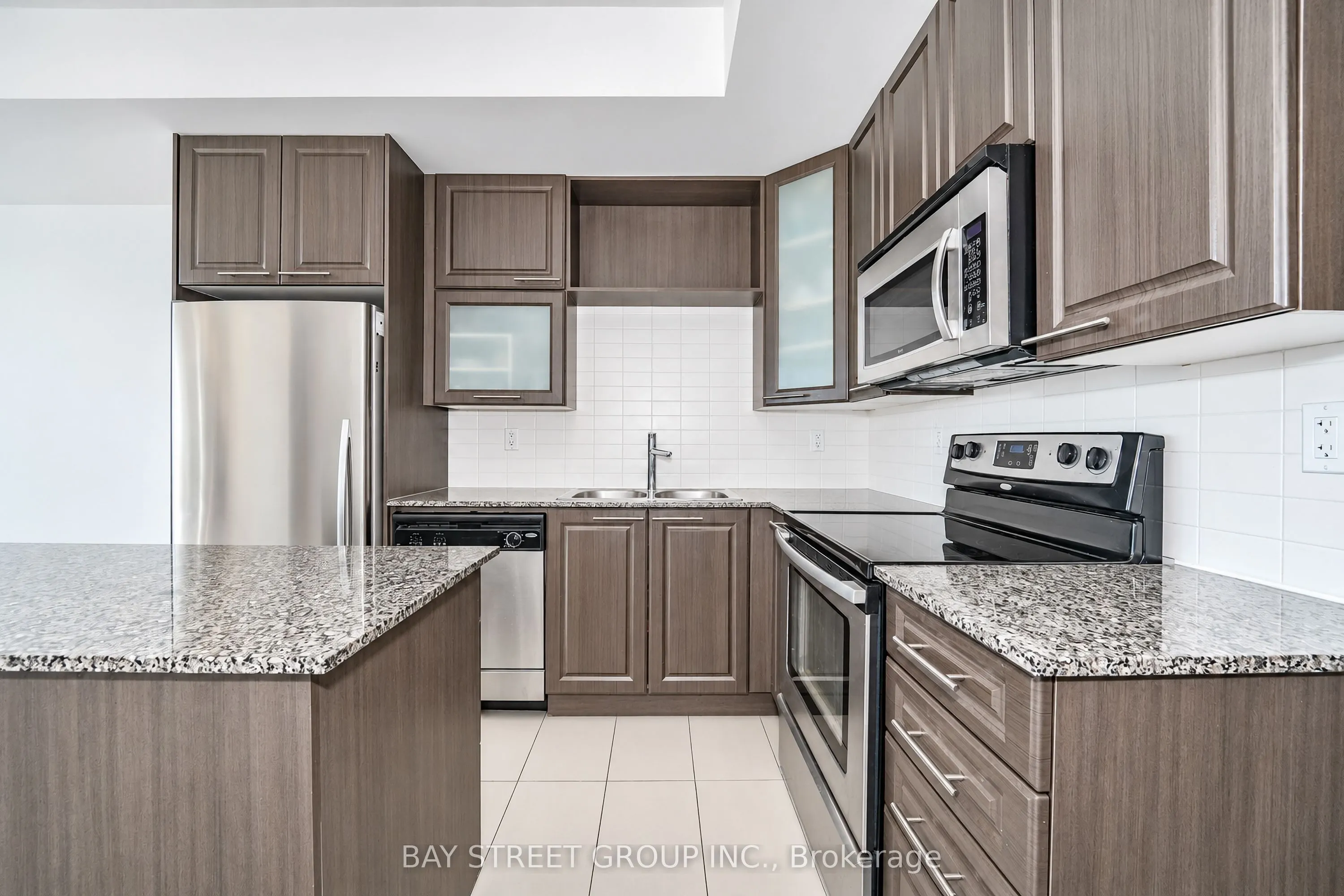 500 Sherbourne Street #2005