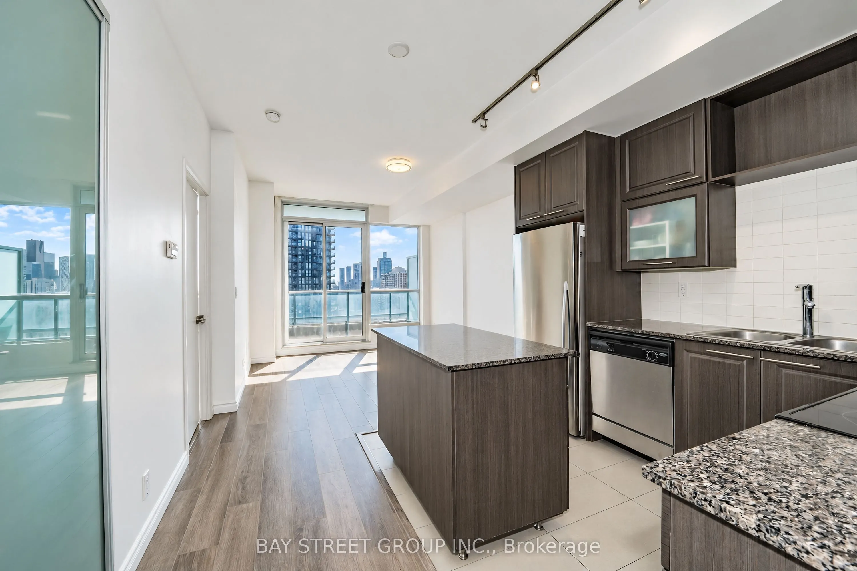 500 Sherbourne Street #2005