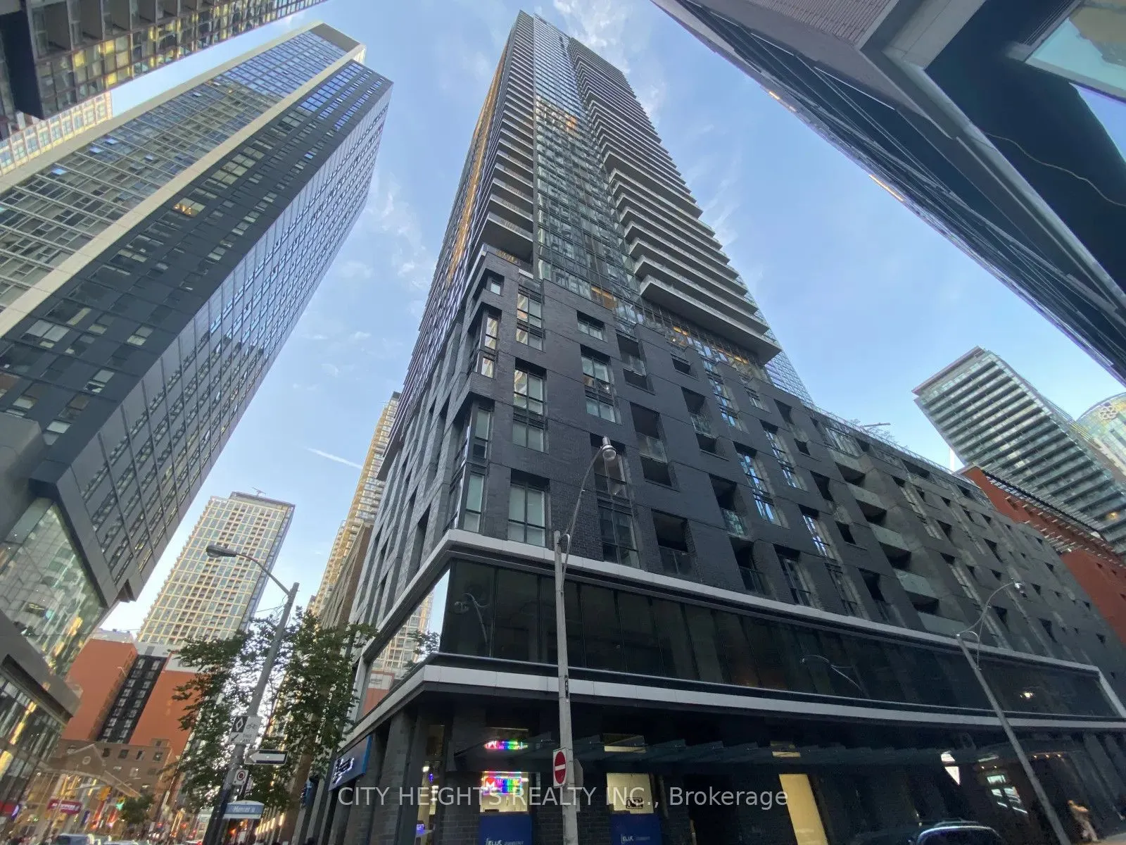 115 Blue Jays Way #3601