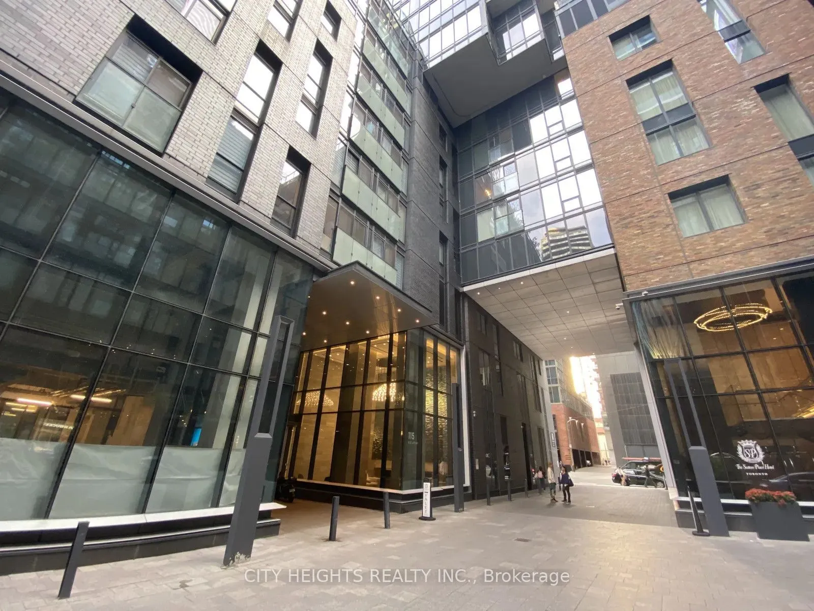 115 Blue Jays Way #3601
