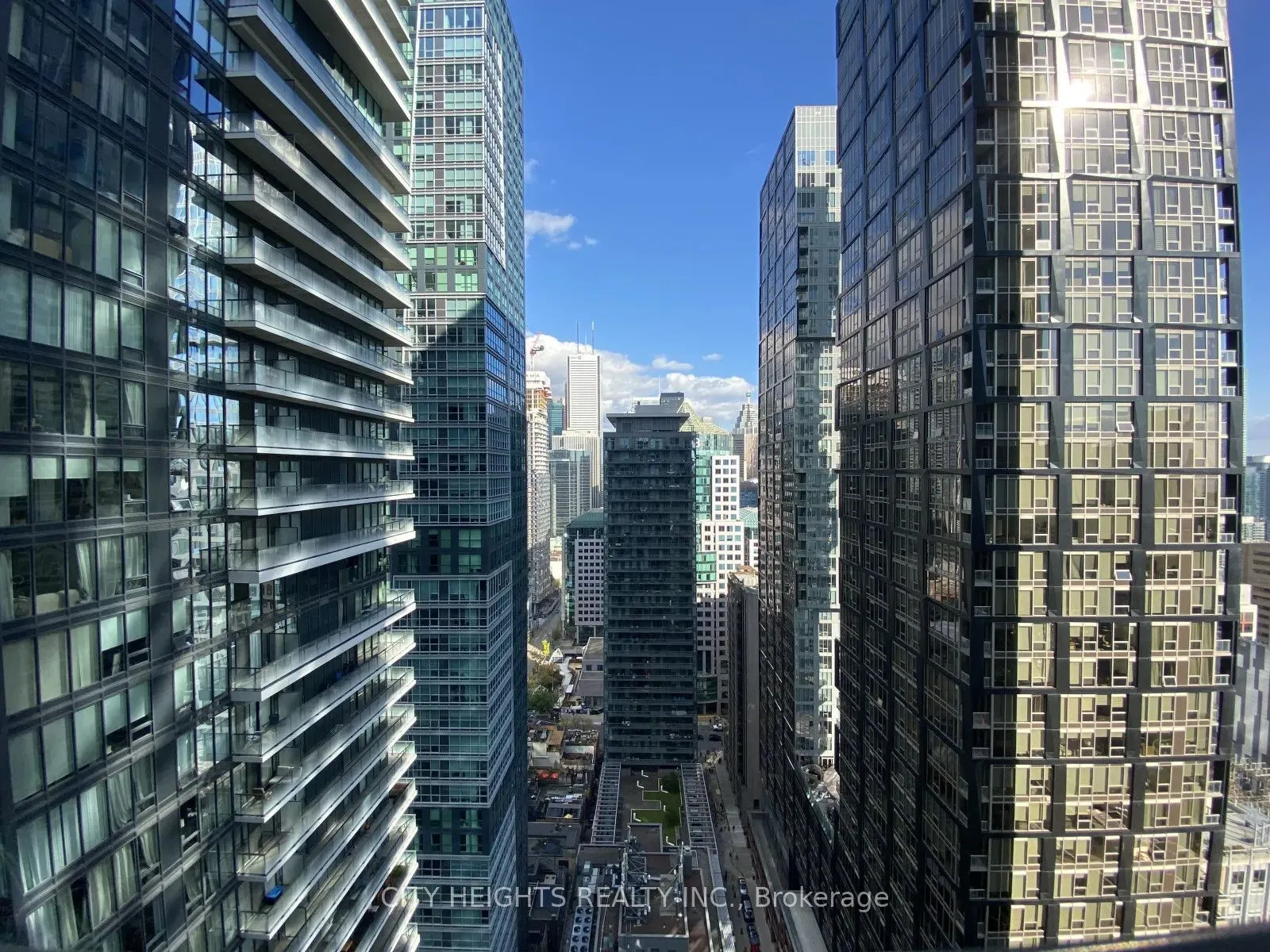 115 Blue Jays Way #3601